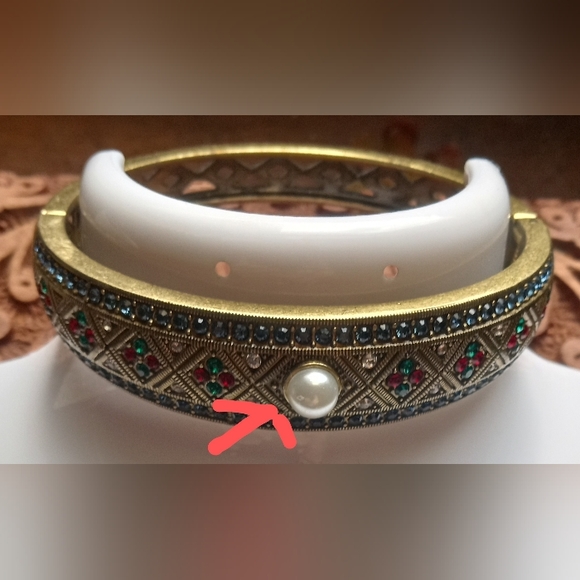 HEIDI DAUS  Faux Pearl, Blue, Garnet, Green Rhinestone Bangle Hinged Bracelet - Picture 11 of 12